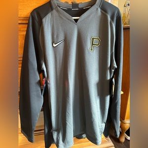 Pittsburgh Pirates Men’s Large Shirt